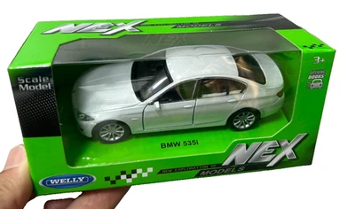 automodello BMW 535i 535 i serie 3 F30 WELLY NEX metallo APRIBILE 11 CM - Immagine 1 di 3