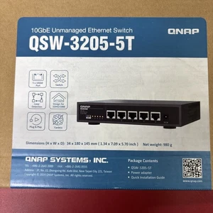 QNAP QSW-3205-5T Ethernet Switch - Picture 1 of 5