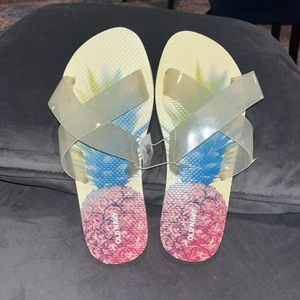 Old Navy Yellow Clear Slides Pineapple Flip-Flops New Nwt 8 Rubber - Picture 1 of 4