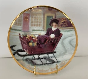Holiday Traditions Barbie Plate -1997 - Picture 1 of 1