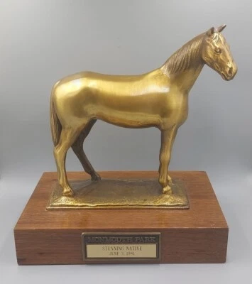 Solid BRONZE Custom Horse Sculpture Wood base Monmouth Park NJ  STUNNING NATIVE - Image 1 of 4