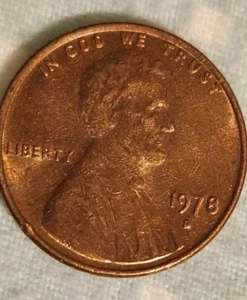 1978 D Lincoln Memorial Penny  (Error Coin) Filled In Mint Mark/ Date Error - Picture 1 of 4