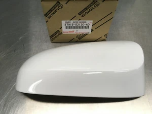 TOYOTA YARIS HATCHBACK OUTER MIRROR COVER FITS 2012-2014 WHITE PASSENGER SIDE - Picture 1 of 1