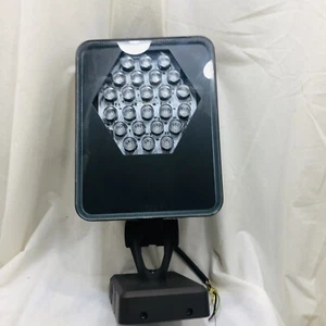 Lumenpulse Lumenquad Large LQL-120-30k-WMRJB-BRZ 120-277V 53W .44A 50/60 HZ - Picture 1 of 10