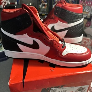 Air Jordan 1 Retro High Satin Snake Chicago WMNS Gr. 12 Neu mit Originalkarton - Bild 1 von 11