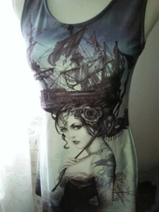 Alchemy England Gothic Kleid Neu schöne Frau Dame und Schiff a la Black Pearl a  - Bild 1 von 5