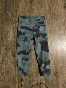 All In Motion Leggings Girls' camo Sz small 6/6x Performance - Picture 1 of 3