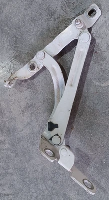 2008-20012 Nissan Sentra Left Driver Trunk Hinge Bracket - Image 1 of 2