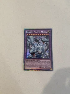 Yugioh Dragon Master Magia RA04-EN055 Collector's Rare 1st Ed NM - Picture 1 of 1