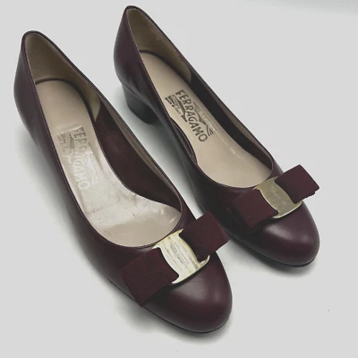 Zapatos de tacón Salvatore Ferragamo vintage para mujer 6,5 AA bloque de cuero rojo arco leer Foto 1 de 4