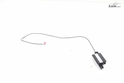 2014-2021 JEEP GRAND CHEROKEE ANTENNA REMOTE START AND KEYLESS ENTRY MODULE OEM - Image 1 of 4