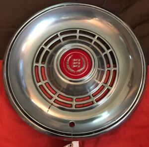 1977 1978 1979 1980 1981 1983 FORD LTD HUBCAP WHEELCOVER 2 II Cap Red wheel cove