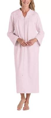 Bata Miss Elaine Cremallera Frontal Bordada Tejido Waffle Rosa Largo Talla M Nueva con Etiquetas $94 Foto 1 de 4