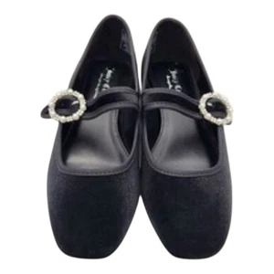 Juicy Couture Black Velvet Bijoux Mary Jane Flats Rhinestone Buckle Size 8 NWOT - Picture 1 of 12