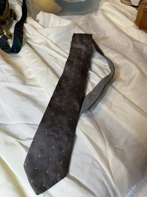 Винтажный мужской серый жаккардовый шелковый галстук Giorgio Armani Италия - Изображение 1 из 4