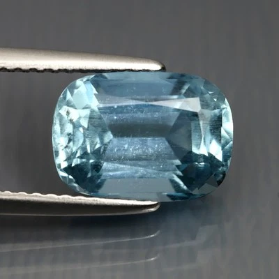 3.30 ct Cushion Cut (11 x 8mm) Brazil Natural Sky Blue Aquamarine Loose Gemstone - Image 1 of 2
