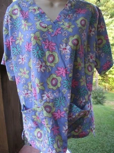 U A Scrubs Brand Scrub Top Blue Background Flowers Pattern ( S ) - Picture 1 of 4