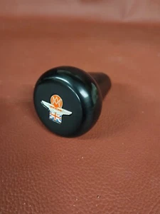 Aston Martin Classic AMV8 Manual gear knob inlaid G.B. Aston Martin wings - Picture 1 of 4