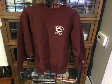 VTG Rare Chicago Maroons CHAMPION REVERSE WEAVE Crew Sweatshirt SZ M/L - Cool Cover