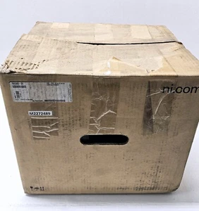 National Instruments NI PXIE-1071 PXIe, telaio espresso 4 slot 3U PXI ~ NUOVO - Foto 1 di 5