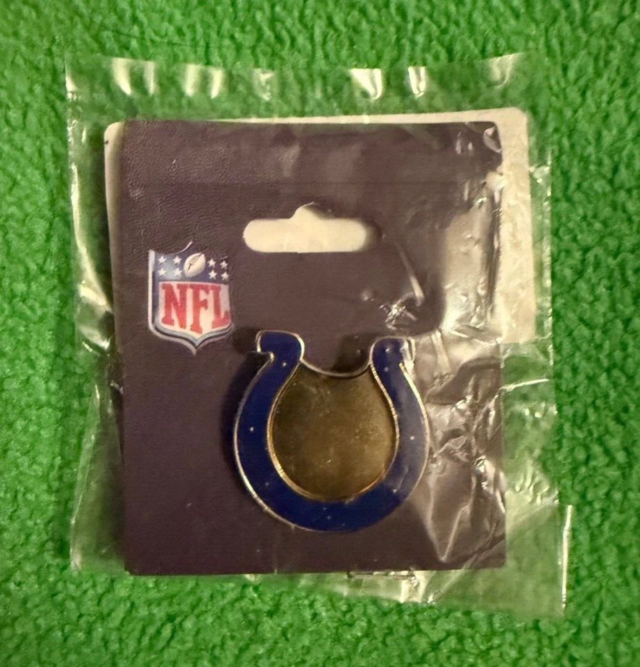 Indianapolis Colts NFL Football Licensed LOGO Lapel Pin - Image 1 of 1