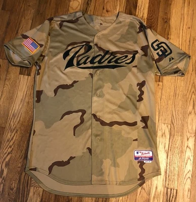 San Diego Padres Military Appreciation Majestic Vintage Jersey Size48 - Image 1 of 3