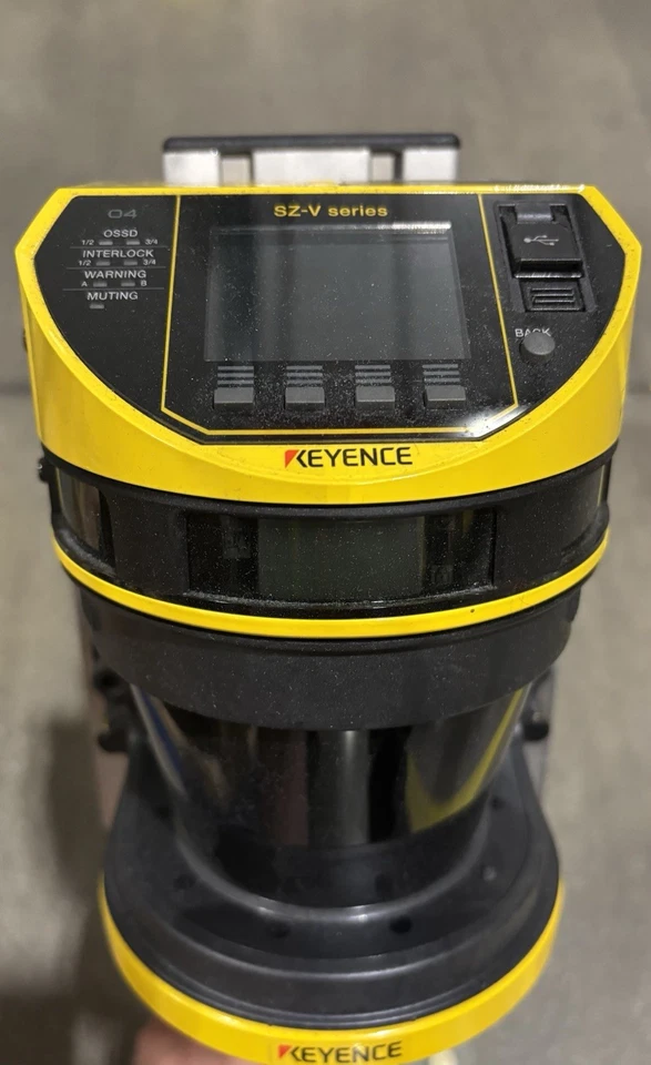 [usado] Escáner láser de seguridad KEYENCE SZ-V04 24V SZV04 Foto 1 de 1