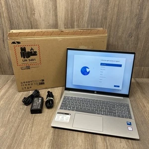 HP Pavilion 16-af0063cl - 16" Touch Intel Core i5 - 16GB RAM - 1TB SSD - W11H - Picture 1 of 22