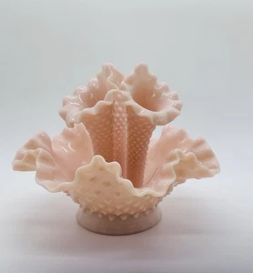 VINTAGE 50s PINK FENTON HOBNAIL EPERGNE GLASS 3-HORN FLOWER VASE 6.5". READ - Picture 1 of 14
