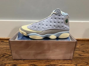 Taglia 12,5 - Jordan 13 Retro x SoleFly I'd Rather Be Fishing 2022 DX5763-100 NUOVO! - Foto 1 di 2