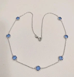 Delicado collar con bisel de cristal azul IRR CN tono plata 16", F39 - Imagen 1 de 6