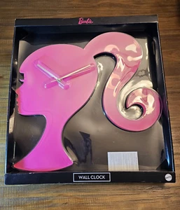 Barbie Silhouette Rosa Reloj Colgante de Pared 18" Mattel Totalmente Analógico Nuevo 2023 Película - Imagen 1 de 4