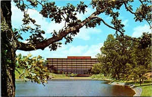 Deere & Company Verwaltungszentrum Moline Illinois Postkarte - Bild 1 von 6