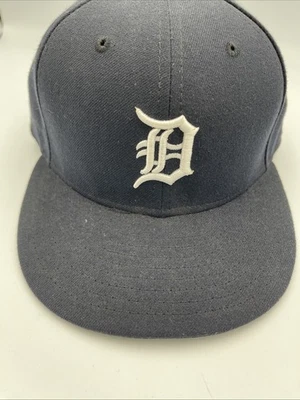 Detroit Tigers New Era 59Fifty Fitted Hat Size 7 1/4 Navy Color - Image 1 of 4