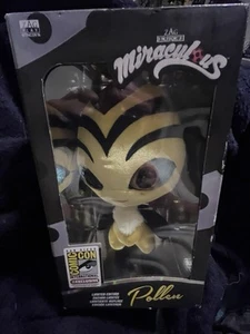 San DiegoComic Con 2023 Esclusiva Coccinella Miracolosa 10" Kwami Peluche POLLEN - Foto 1 di 6