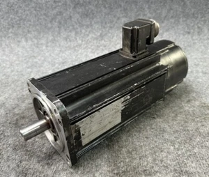 INDRAMAT  MAC 071C  Permanentmagnet-Drehstromservomotor - Bild 1 von 11