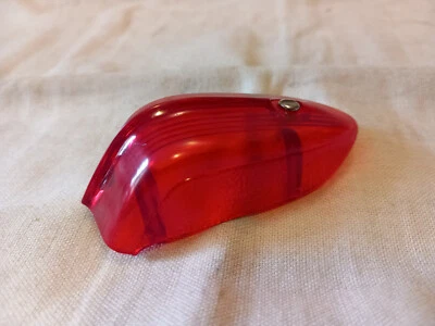 cabochon de feu arriere neuf vélo cyclomoteur - Photo 1/3