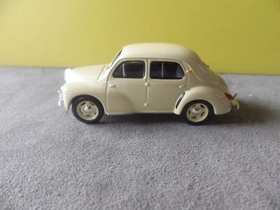 RENAULT 4 CV 1950  1/43   Sans boite - Photo 1/4