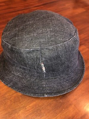 Burberry  London  Navy Blue Vintage Bucket Classic Hat (Medium) - Image 1 of 4