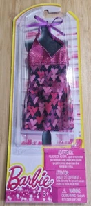 Barbie Mattel N4875 BCN45 Fashionistas Kleid rosa Herzmuster NEU VERSIEGELT - Bild 1 von 1