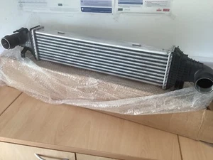 HELLA INTERCOOLER MERCEDES C-CLASS C180 C200 C220 C250 2.1 2.2 CDI DIESEL W204 - Picture 1 of 7