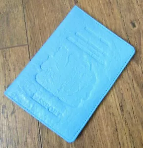Nuevo Azul Brillante Súper Suave Cuero Genuino Pasaporte Soporte para Documentos de Identificación Billetera - Imagen 1 de 12