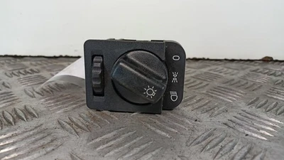 90481764 centralina luci per OPEL CORSA B (S93) 1993 90481763 90437312 - Immagine 1 di 4