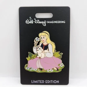 Disney WDI LE 300 Pin Eilonwy Hen Wen Black Cauldron Flower Floral Girl Girls - Picture 1 of 3