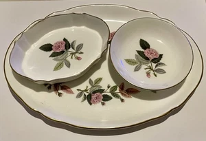 Wedgwood Hathaway Rose 3 Piece Dressing Table Set Tray Tinket Dishes Bone China - Picture 1 of 6