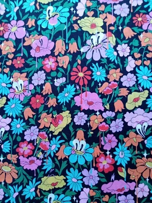 Hattie Park C - floral - Liberty Tana Lawn cotton approx 67 x 20 cm - Image 1 of 3