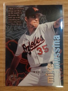 1996 CIRCA MIKE MUSSINA #5 BALTIMORE ORIOLES