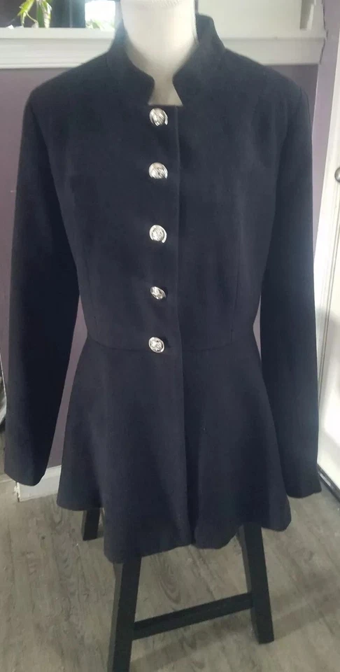 Casaco midi Venus Peplum algodão peito único preto tamanho 18 - Imagem 1 de 4