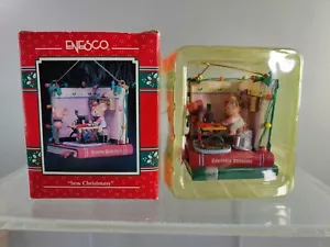 SUPER RARO 1992 ENESCO "COSER NAVIDAD" RATÓN MÁQUINA DE COSER ADORNO NAVIDAD - Imagen 1 de 11