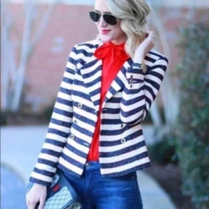 CAbi# 5094 Size 10 Love Carol Women Nautical Cruise Jacket Tweed Stripe Blue Red - Picture 1 of 10